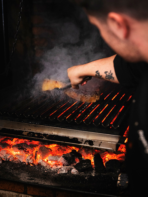 Carnes a la brasa Saucco Restaurante Zaragoza