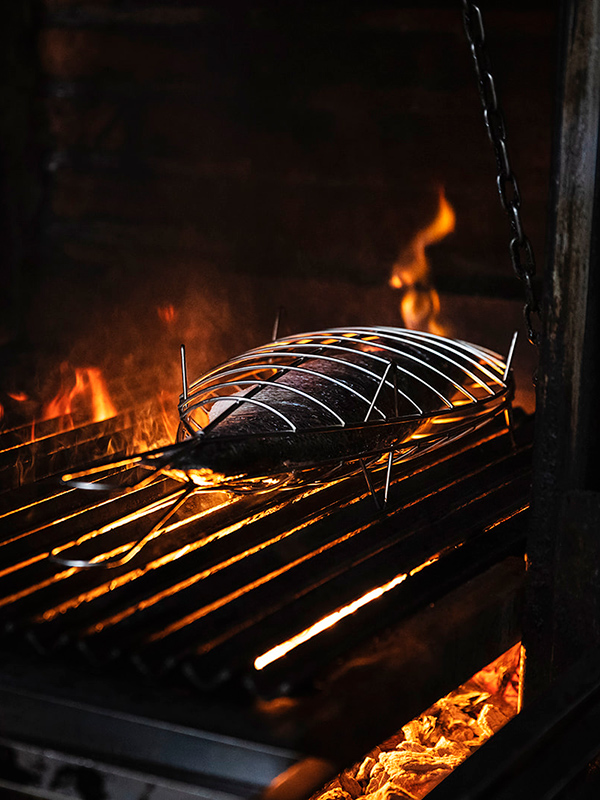 Pescados a la brasa Saucco Restaurante Zaragoza
